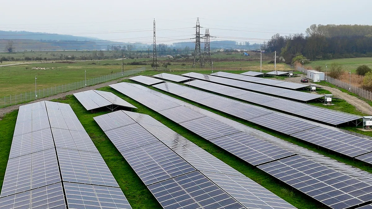alt="Centrală fotovoltaică de 2,7 MW pentru Nurvil"